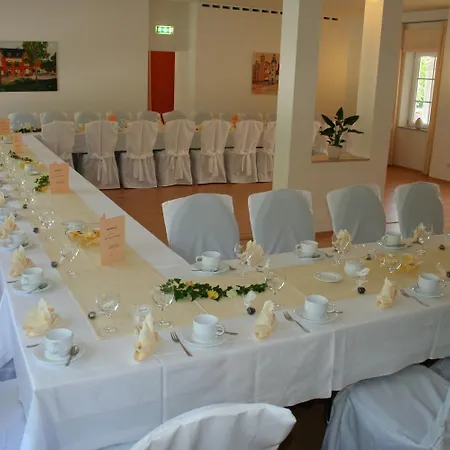 Am Meilenstein Hotel Dunkelforth